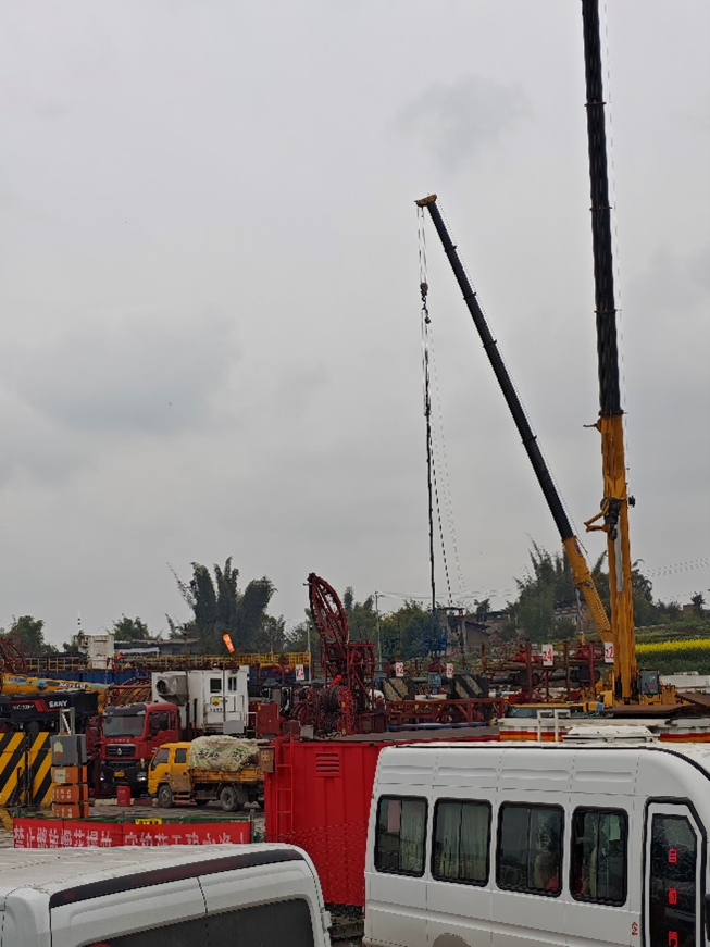 我公司完成浙江油田大安1H21平台压裂焖井返排高频压力监测